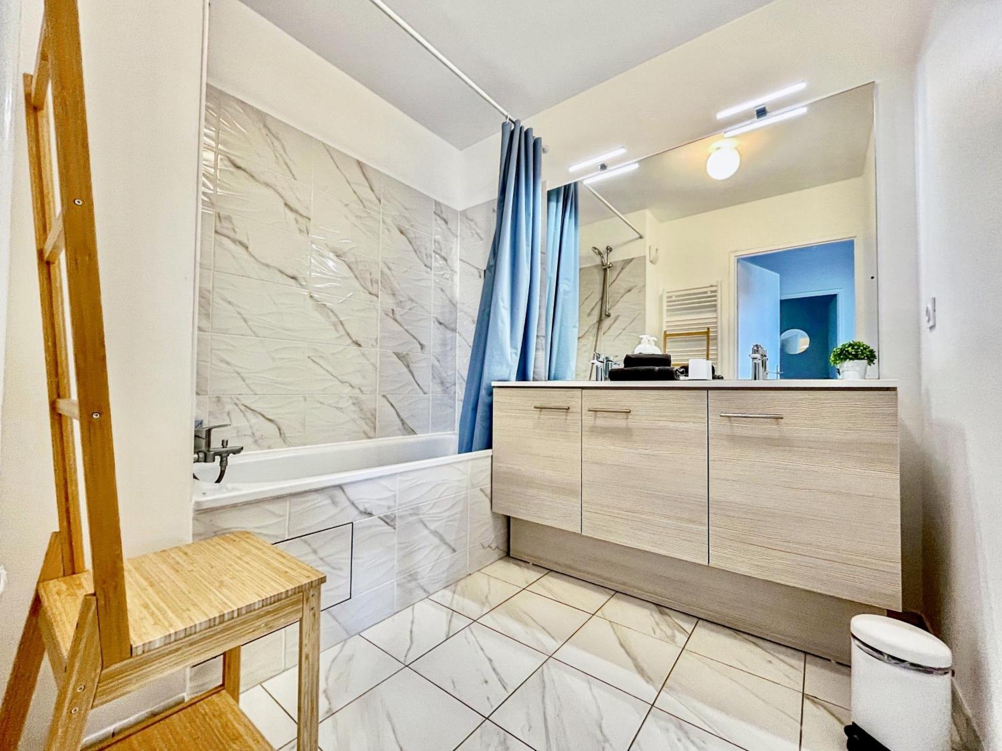 Enjoyable Apartment Disneyland - Rentaway Bnb Серри Экстерьер фото